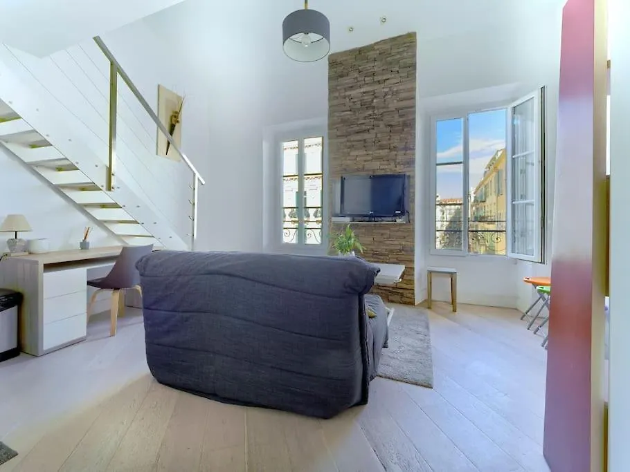 Cosy Duplex, Hyper Centre, Wifi,Air Conditionner Nice Apartment
