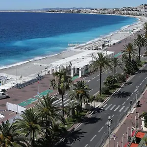 Bed & Breakfast Les Pieds Dans L'eau, Nice